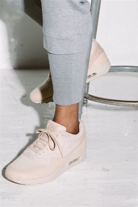 air max nude|Air Max 1 Shoes (35)